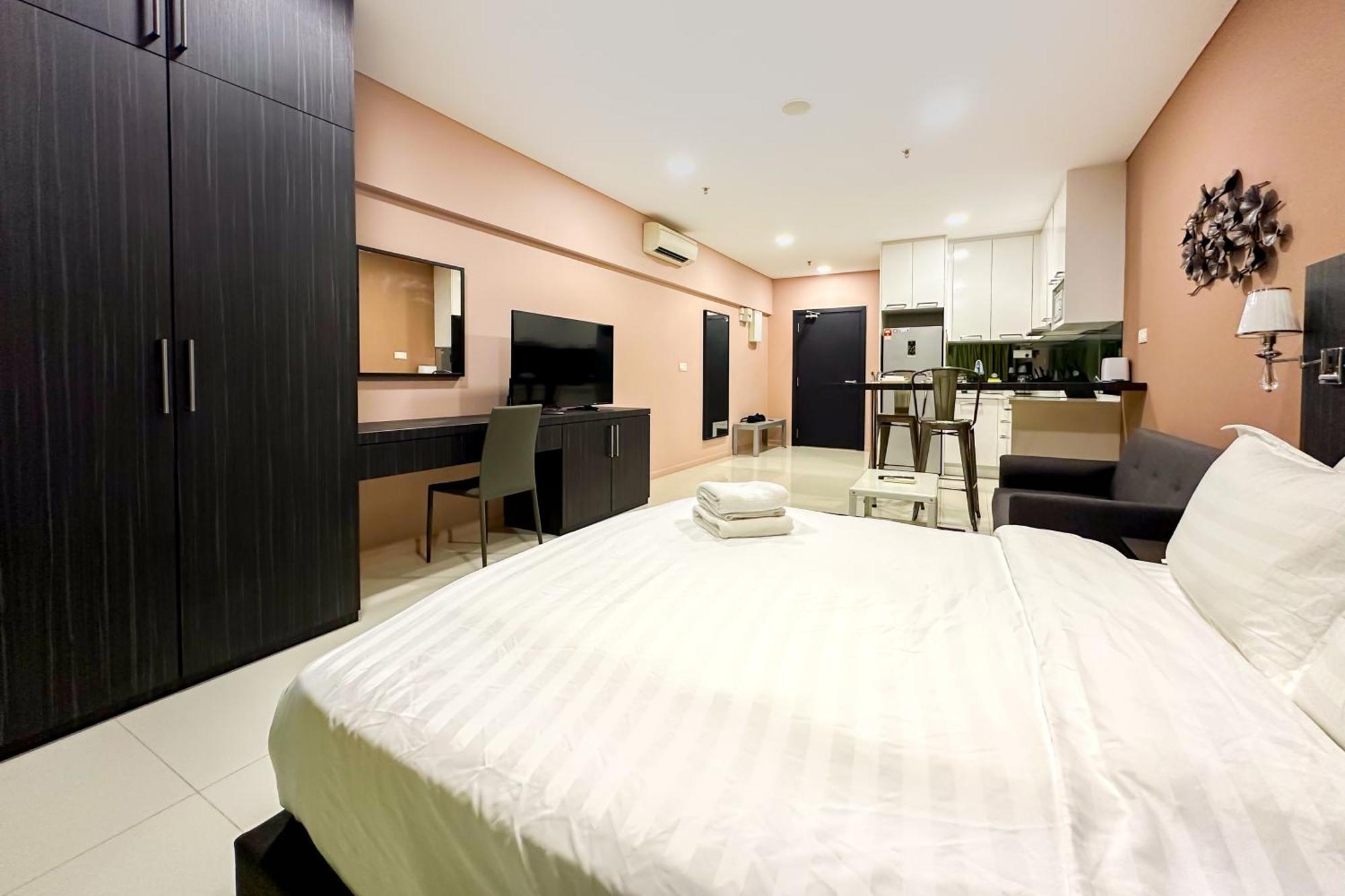 קואלה לומפור Summer Suites Klcc By Apartx מראה חיצוני תמונה